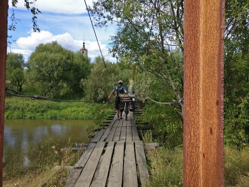 Ничего не могу поделать со своей любовью к таким мостам.