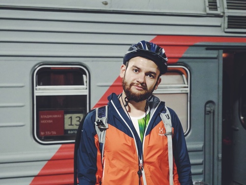 Я могу считать с этого лица некоторый оптимизм (у меня тут опыт больше, чем у вас); скоро пропадёт