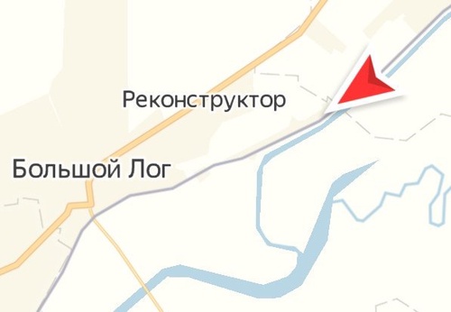 Въезжаешь в большой лог, рядом крутятся какие-то реконструкторы. В этом смысле поезд не слишком отличается от обычной офисной работы.